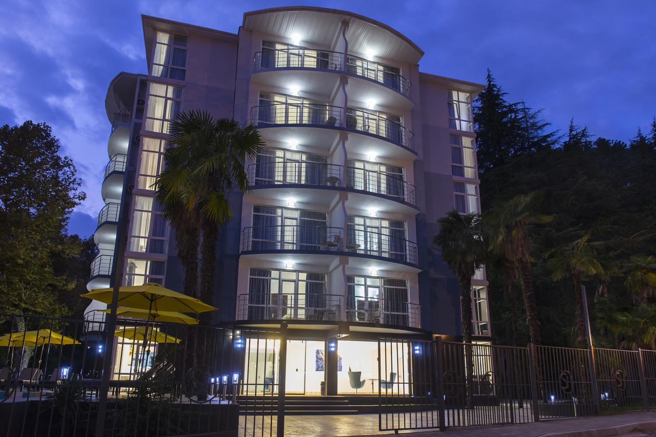 Sunrise Garden Hotel 3* Gagra Exterior foto
