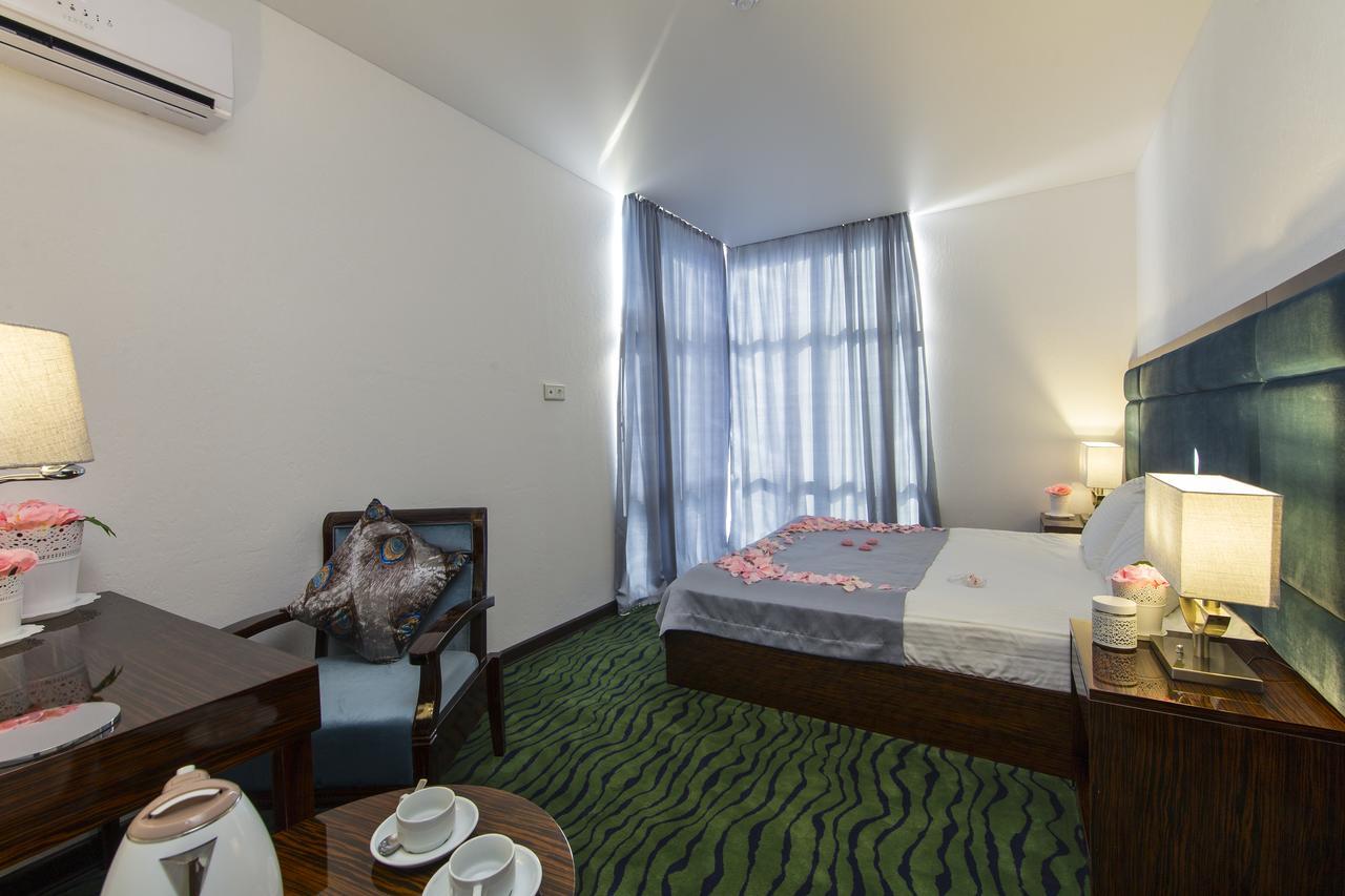 Sunrise Garden Hotel 3* Gagra Exterior foto