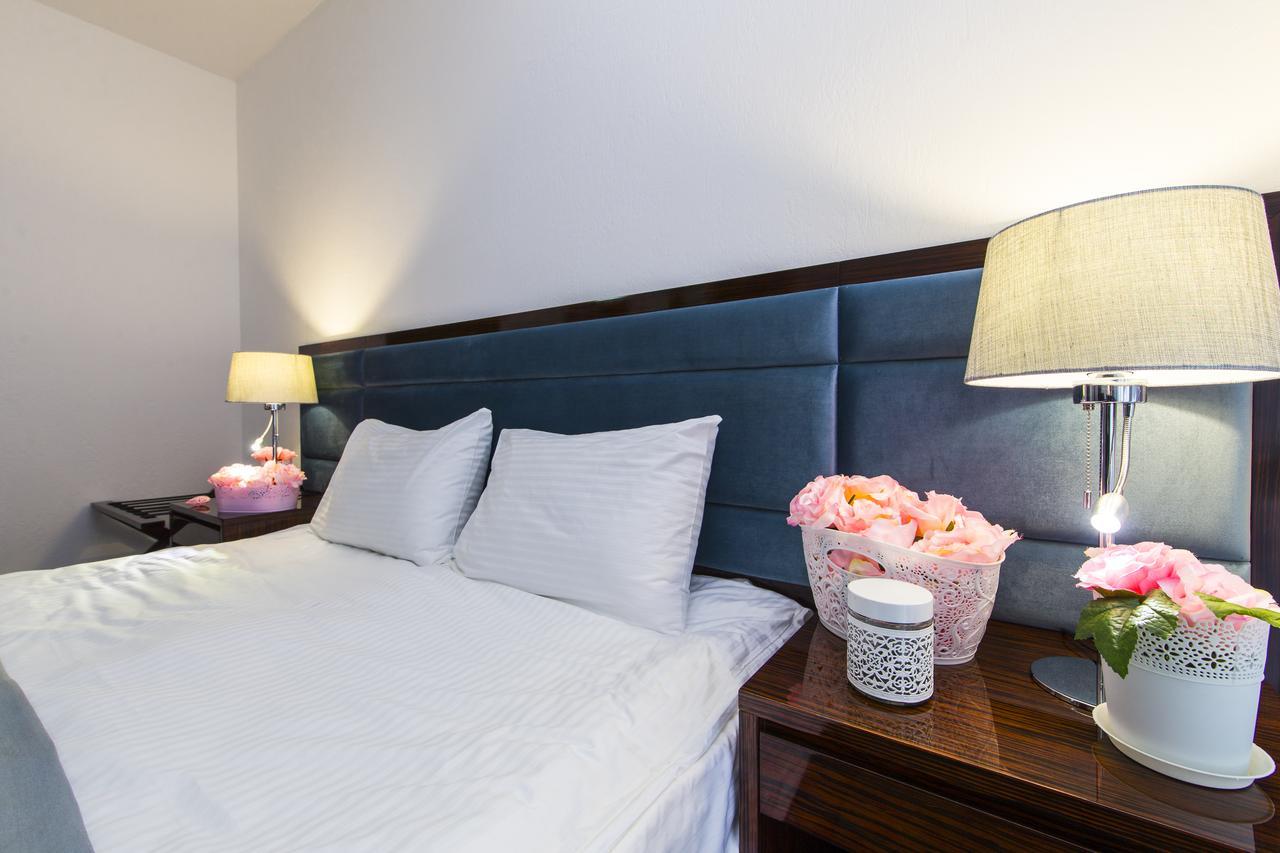 Sunrise Garden Hotel 3* Gagra Exterior foto