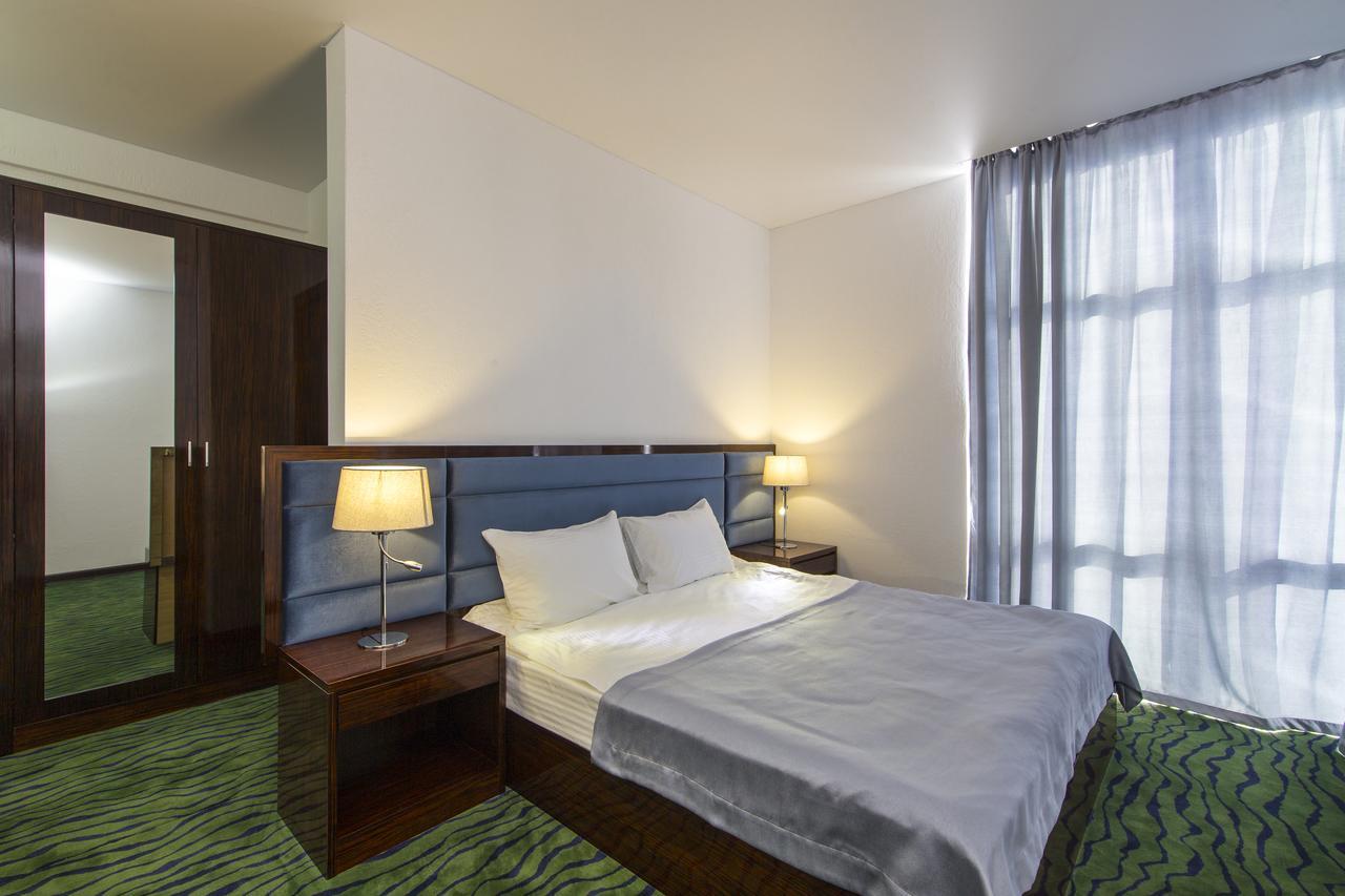 Sunrise Garden Hotel 3* Gagra Exterior foto