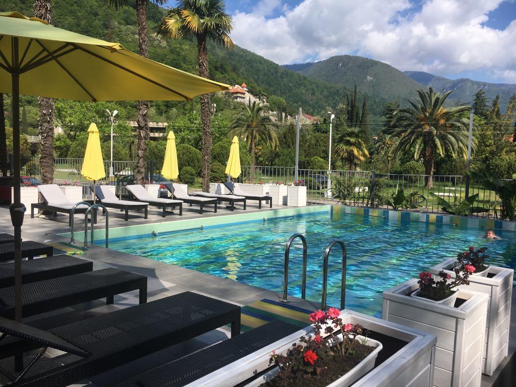 Sunrise Garden Hotel 3* Gagra Exterior foto