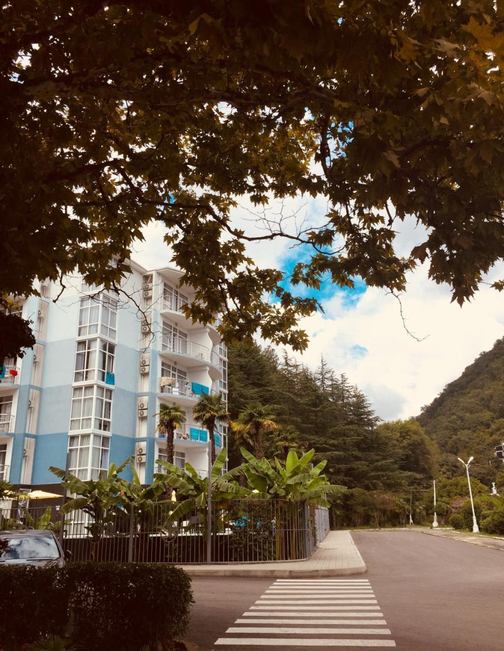 Sunrise Garden Hotel 3* Gagra Exterior foto